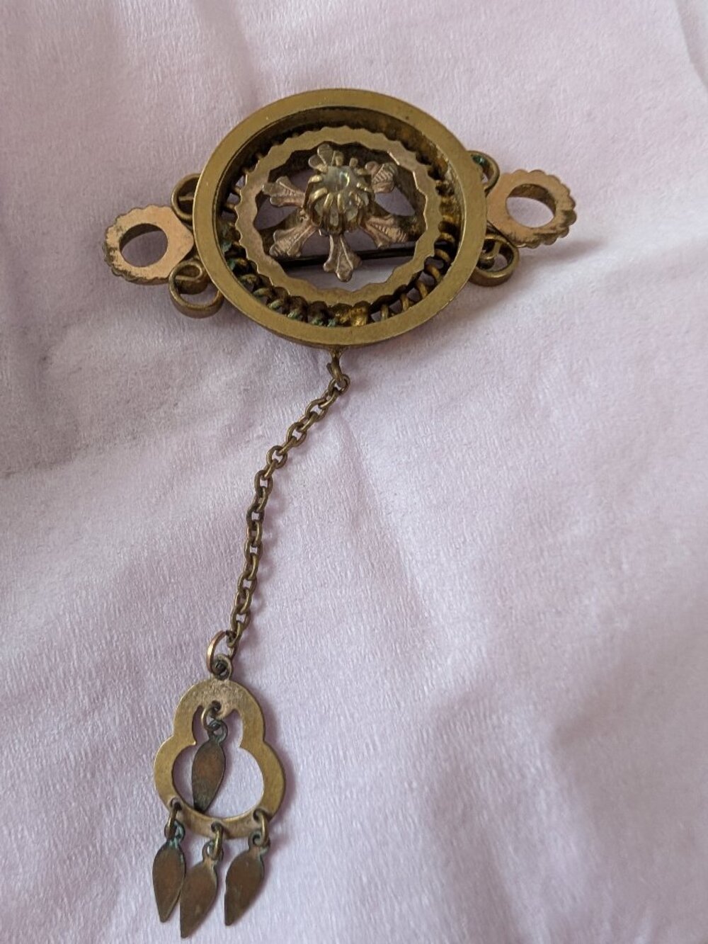 Vintage Brooch  gold tone metal white clear stone looks very Steampunk